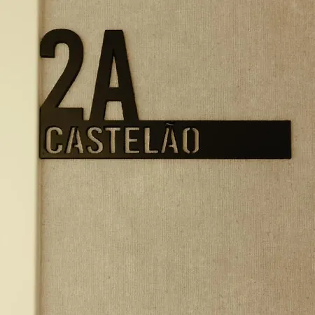 Trindade 19 - 2a Castelao Appartamento Lisbona